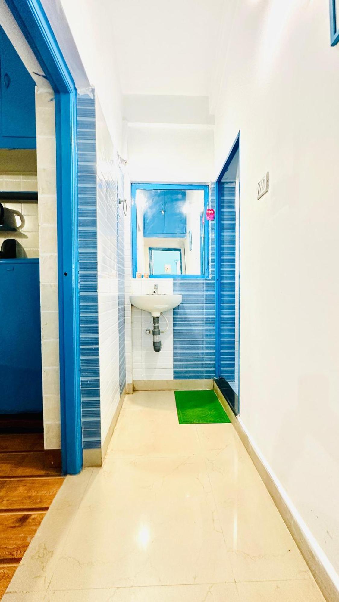 Omkar Wellness Hotel