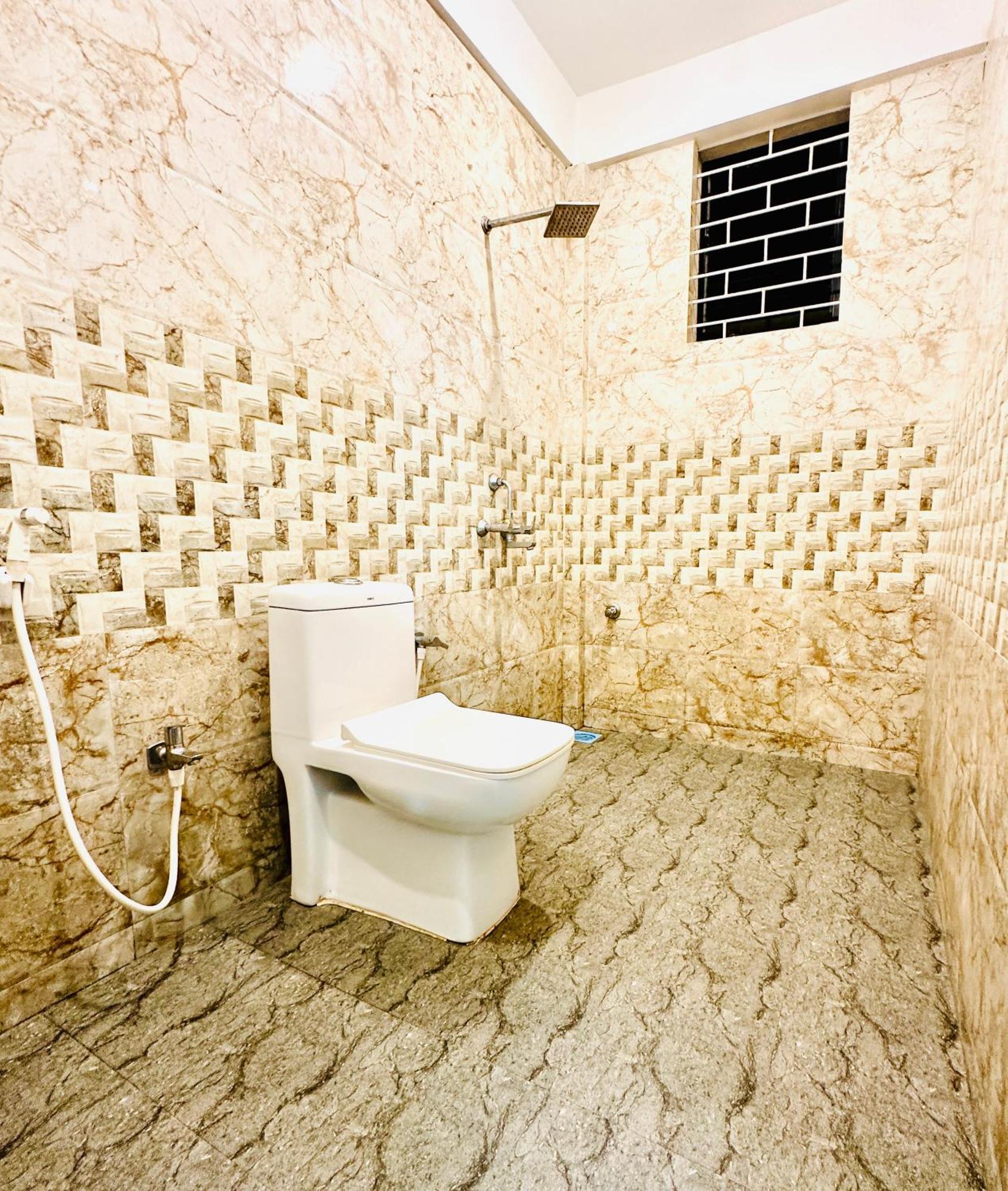 Omkar Wellness 3*
